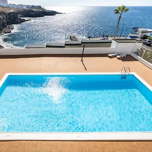 the-wet-anchor-apartment-with-spectacular-sea-view.tenerifehoteles.net/