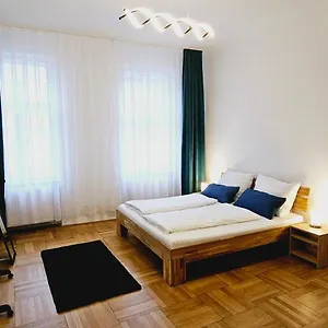 Apartment Royal - Opera, Wien